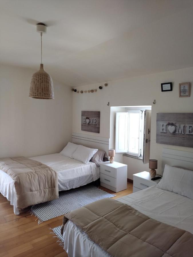 Apartamentos A Parada Do Camino Padrón المظهر الخارجي الصورة