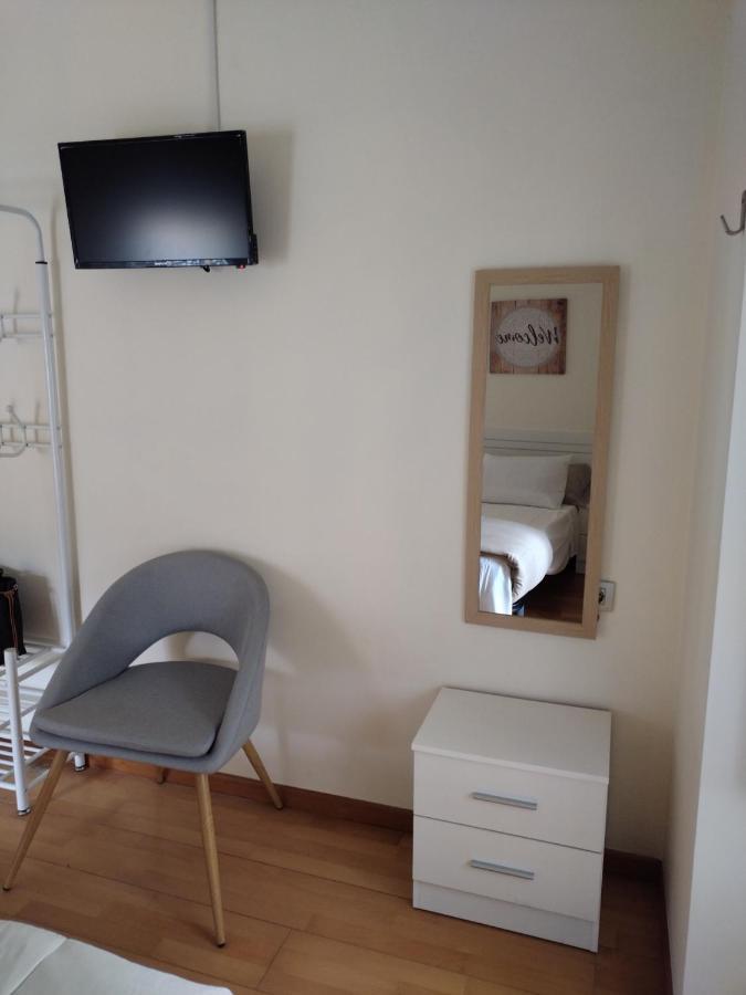 Apartamentos A Parada Do Camino Padrón المظهر الخارجي الصورة
