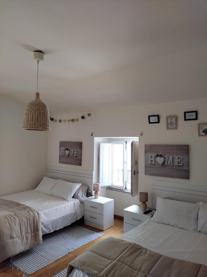 Apartamentos A Parada Do Camino Padrón المظهر الخارجي الصورة