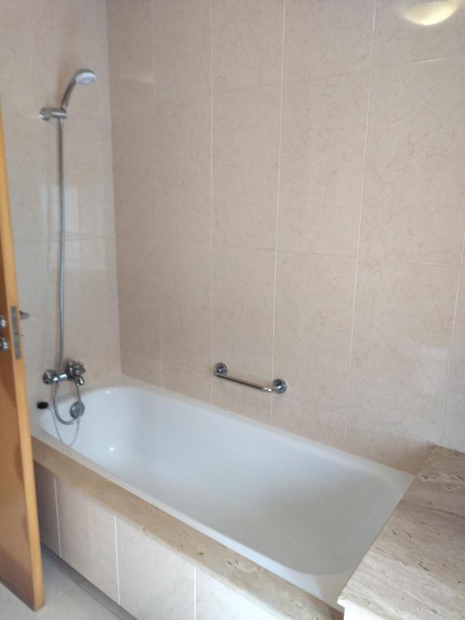Apartamentos A Parada Do Camino Padrón المظهر الخارجي الصورة