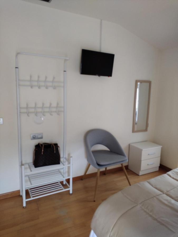 Apartamentos A Parada Do Camino Padrón المظهر الخارجي الصورة