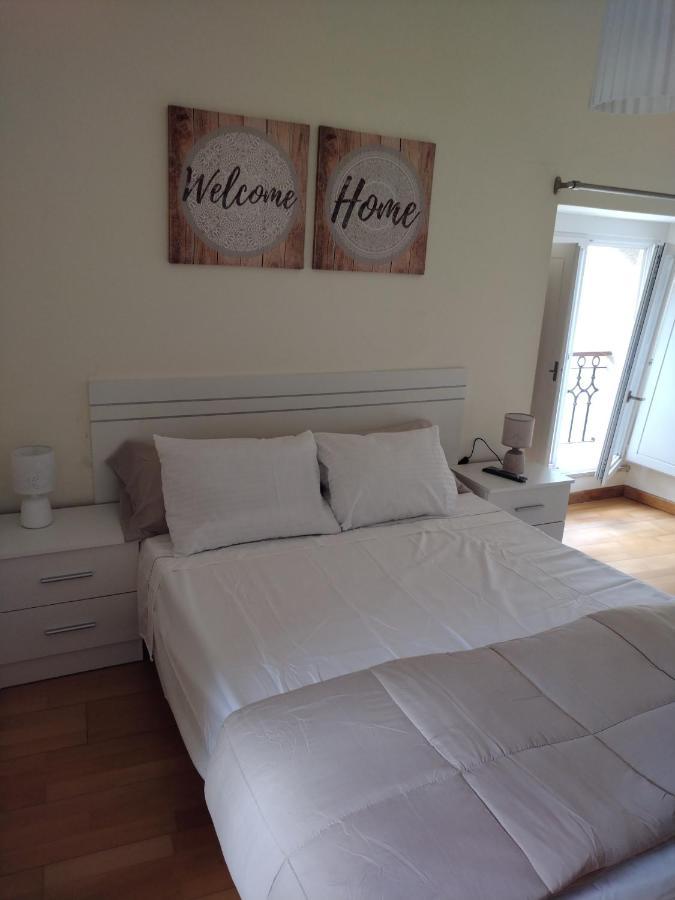 Apartamentos A Parada Do Camino Padrón المظهر الخارجي الصورة